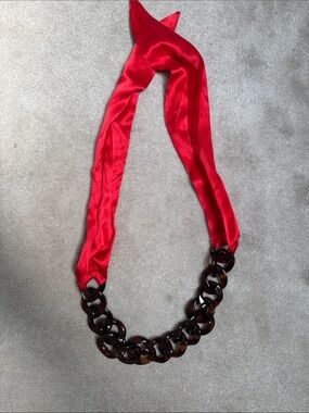Red Ribbon Tortoiseshell-Link Statement Necklace